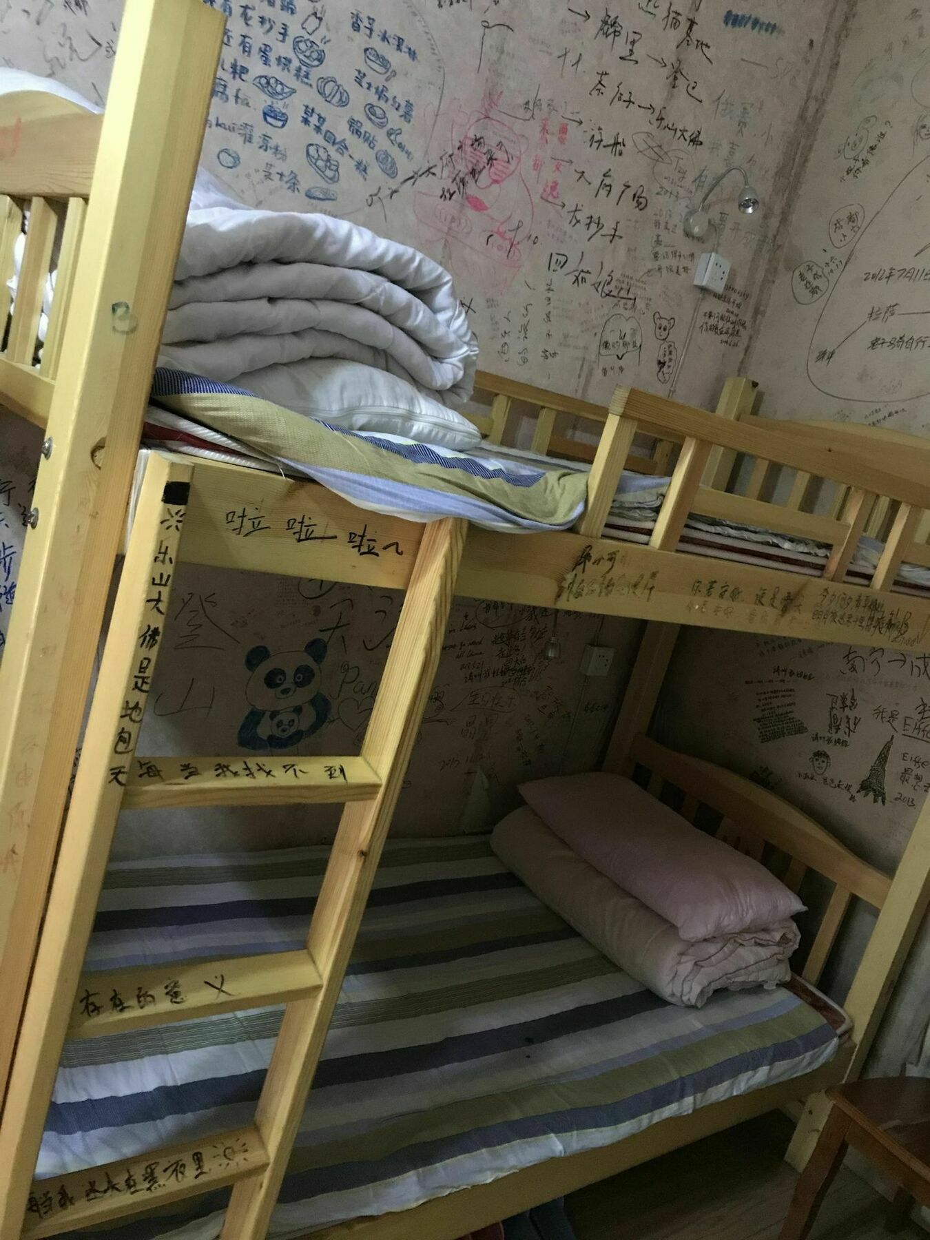 Dengba Hostel Chengdu Branch Bagian luar foto